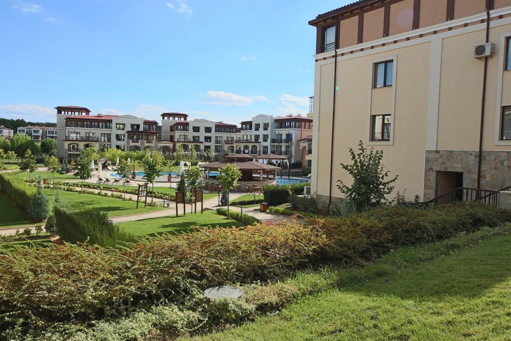 Menada Kavaci Sozopol Apartments ภายนอก รูปภาพ