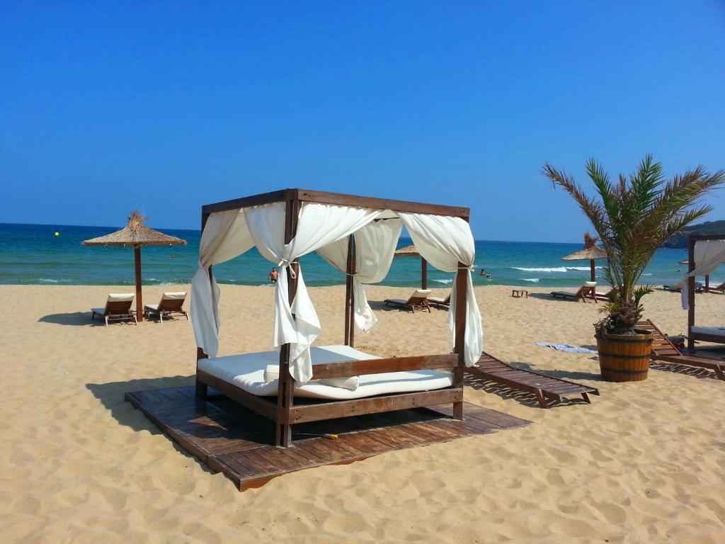 Menada Kavaci Sozopol Apartments ภายนอก รูปภาพ