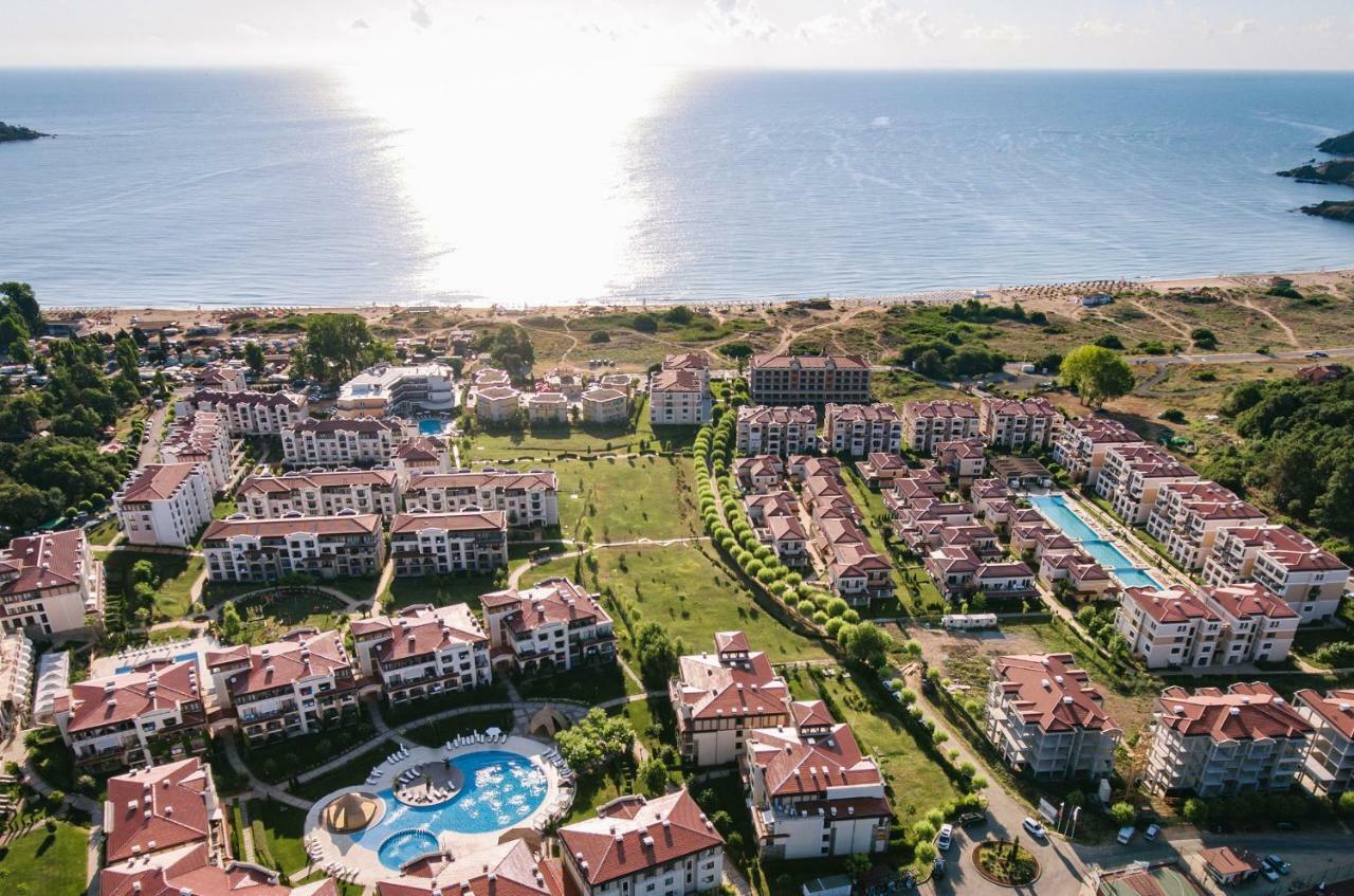 Menada Kavaci Sozopol Apartments ภายนอก รูปภาพ